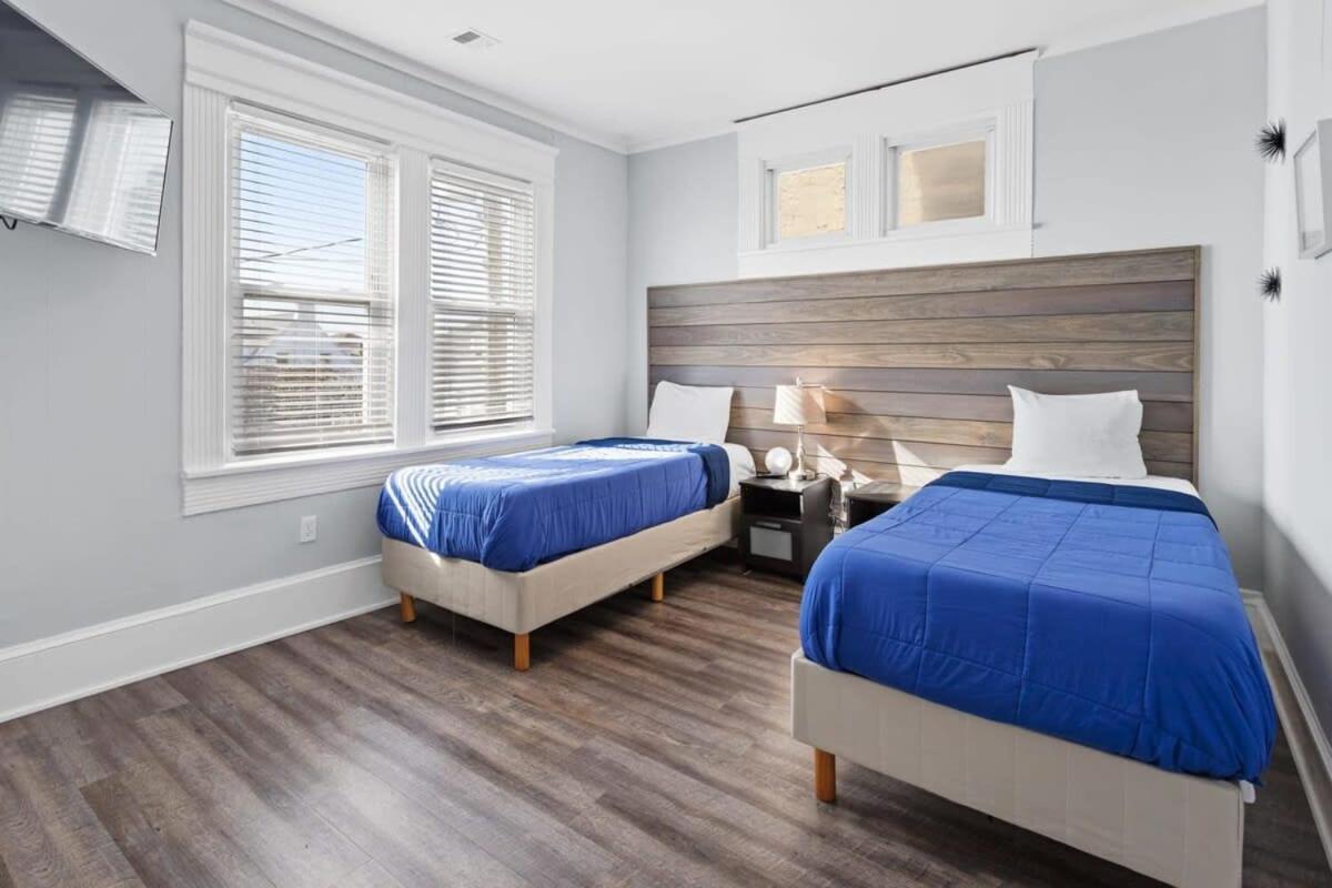 3 Beachfront Apts With 12br 6ba In Ac Atlantic City